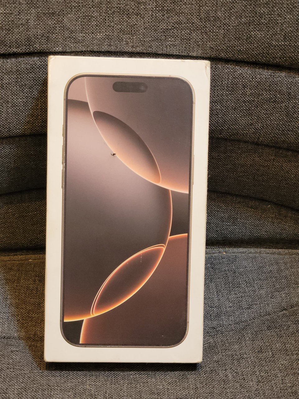 BRAND NEW SEALED IPHONE 16 PRO MAX  ESIM LOCKED 🔒||  256GB ||